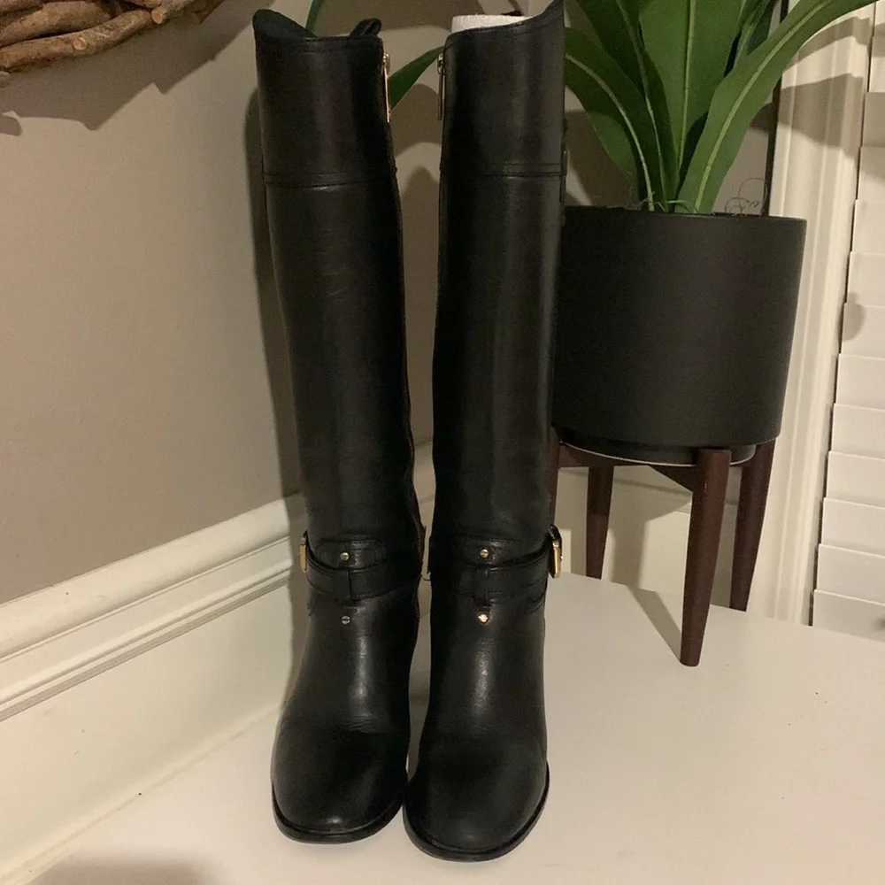 Tory Burch tory burch